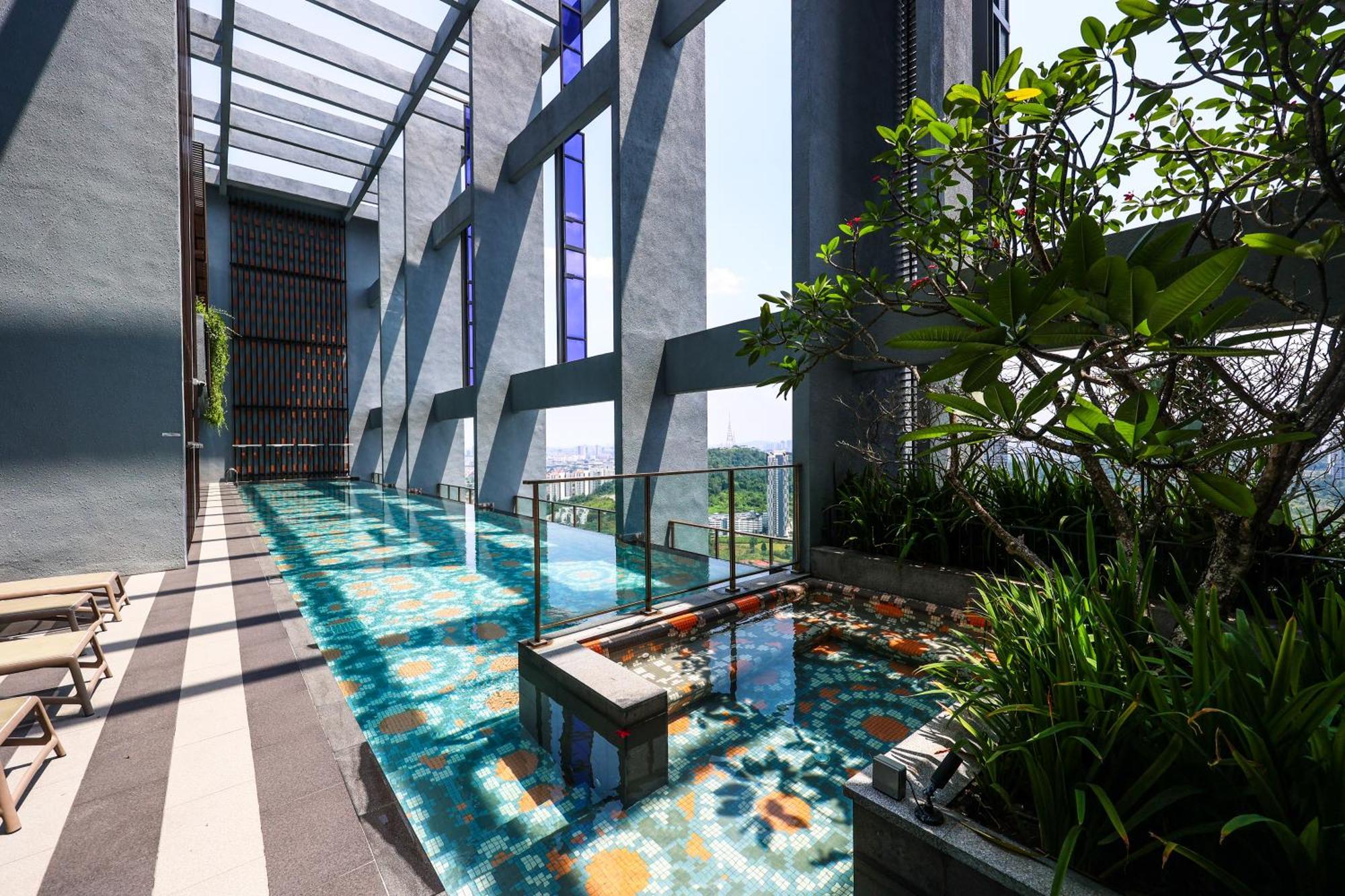 Millerz Square By Mykey Apartment Куала Лумпур Екстериор снимка The Sky Garden