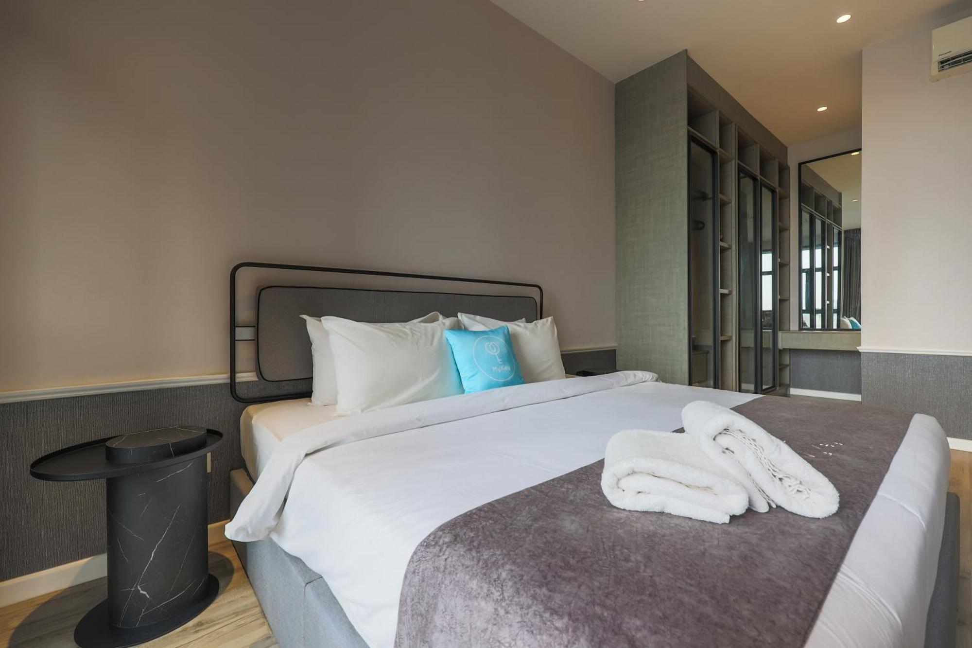 Millerz Square By Mykey Apartment Куала Лумпур Екстериор снимка A bedroom at the hotel