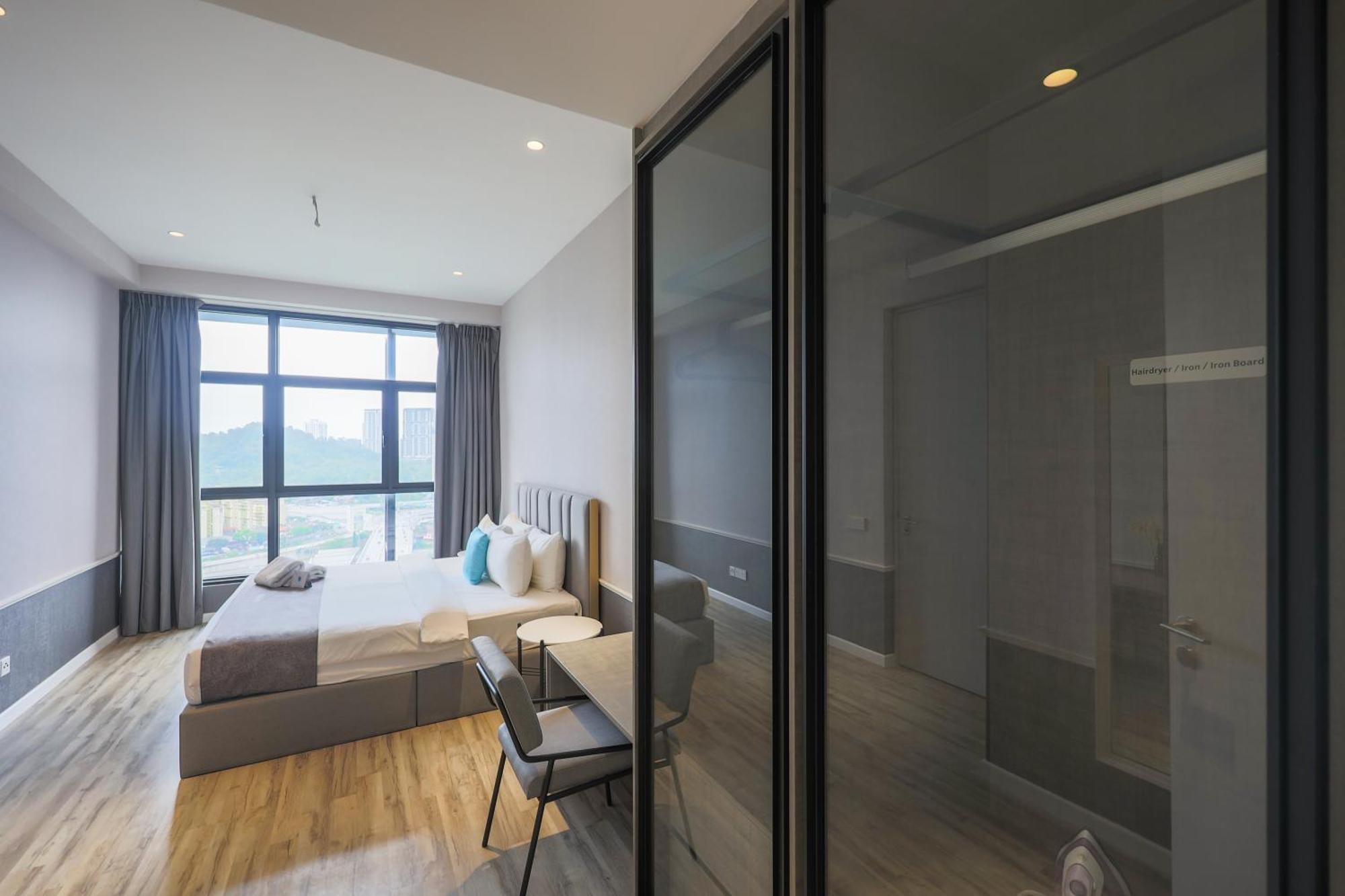 Millerz Square By Mykey Apartment Куала Лумпур Екстериор снимка A bedroom at the hotel