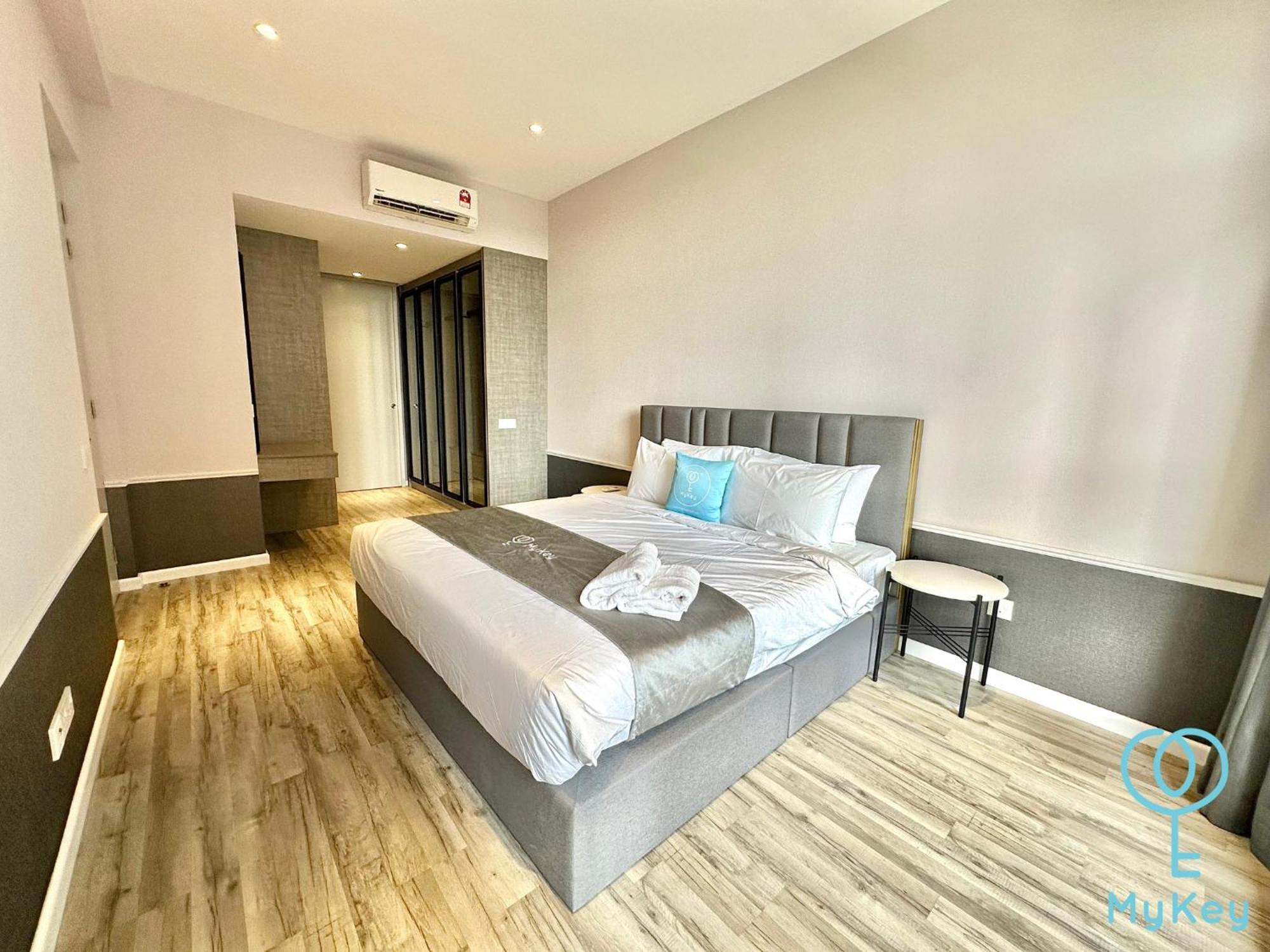 Millerz Square By Mykey Apartment Куала Лумпур Екстериор снимка Deluxe Room